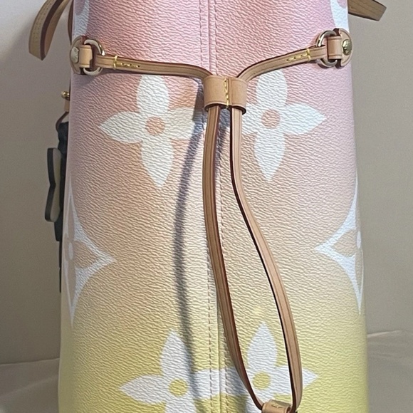 Louis Vuitton By the Pool Neverfull - Picture 3 of 10